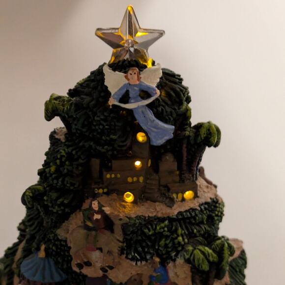 Thomas Kinkade 5.5" NATIVITY ORNAMENT Glory Newborn King Lighted Christmas Decor - Picture 15 of 16